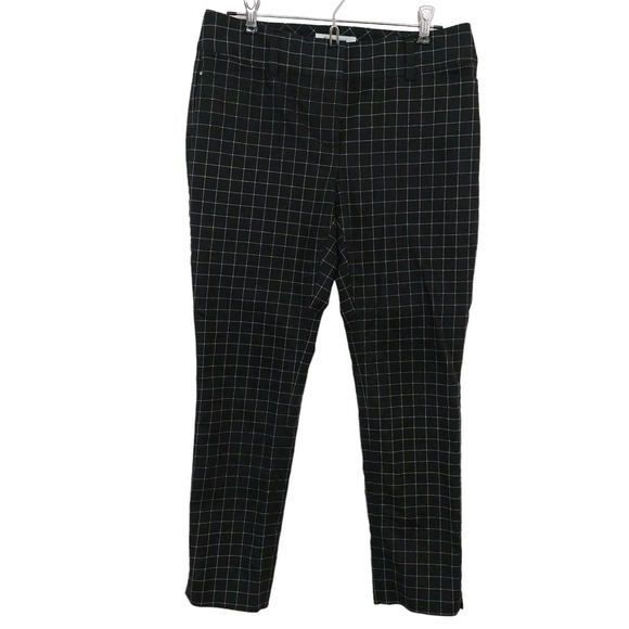 White House Black Market Pants - White House Black Market Size 4 Black and White diamond Plaid Ankle Pants